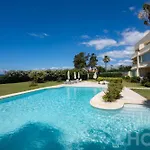 Beachfront Complex Neptuno III , Sea Views, Pool And Garden,Elviria
