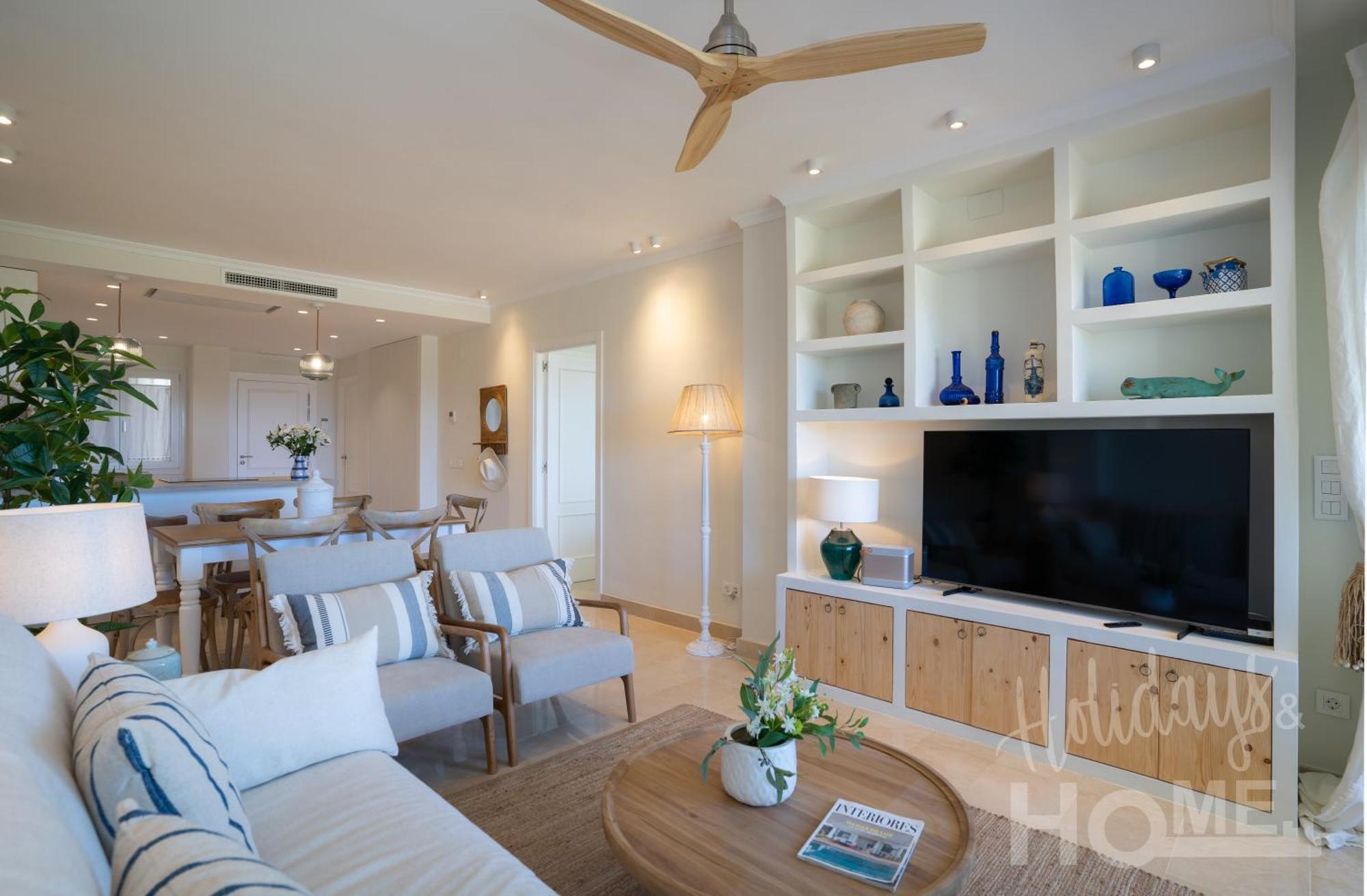 Beachfront Complex Neptuno Iii , Sea Views, Pool And Garden,elviria